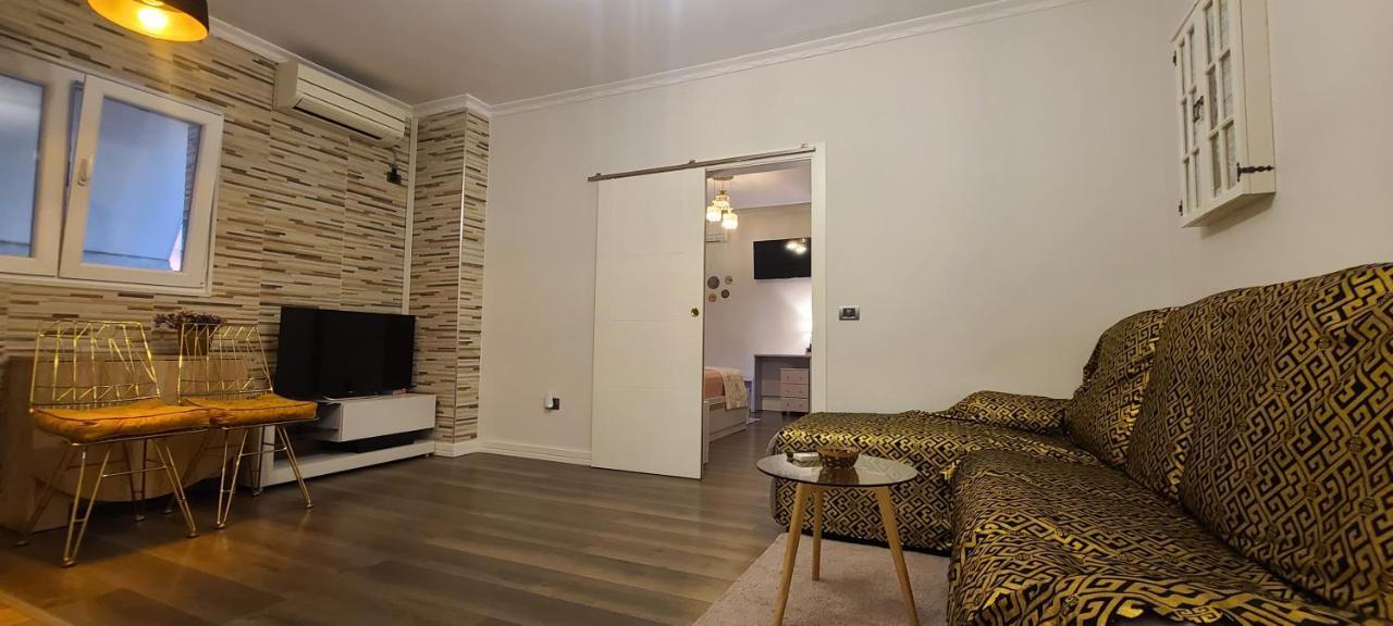 Oro Apartments Тирана Экстерьер фото