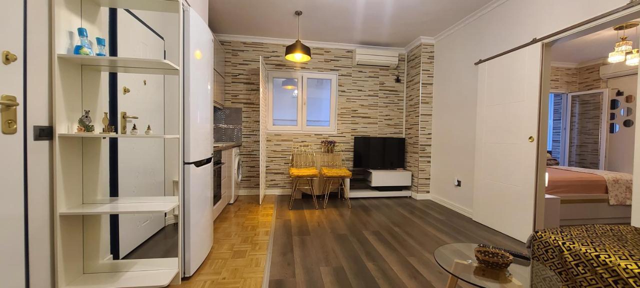 Oro Apartments Тирана Экстерьер фото